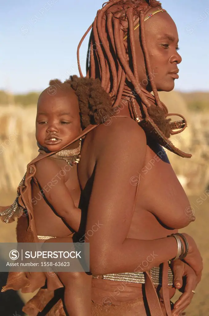 Namibia, Kuene, Himba-Frau, Baby, backs, detail, carries on the side Africa, North Namibia, Kaokoland, Himba, Himba-Stamm, Half nomads, nomads, nomad ...