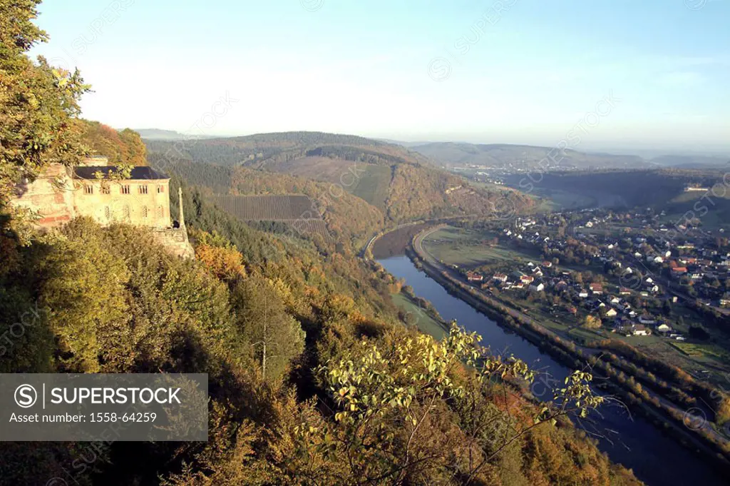 Germany, Rhineland-Palatinate,  Saar valley, Kastel-Staadt, Klause,  Look Serrig  Landscape, river, Saar, hills, 360 m of height, Kastel, former fortr...