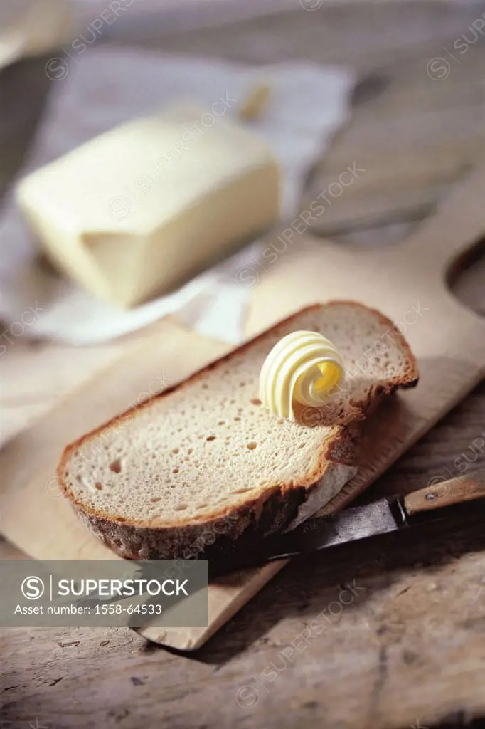 Wood board, knives, slice of bread, butter,   Bread,  slice, bragged, black bread, sandwich, bread spread, fat, cholesterol-richly, simply, simply, na...
