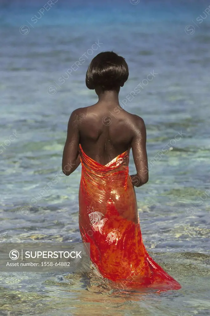 Sea, woman, people of color, wrapover scarf,  view from behind, water, standing  20-30 years, young, figure, slim, black-haired, short-haired, , vacat...