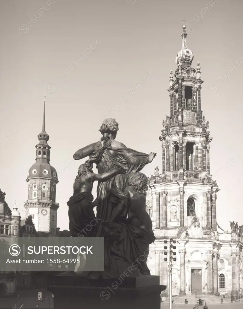 Germany, Saxony, Dresden,  Hofkirche, homemaker storm, statue,  view from behind, s/w, Europe, Central Europe, provincial capital, district, sight, co...