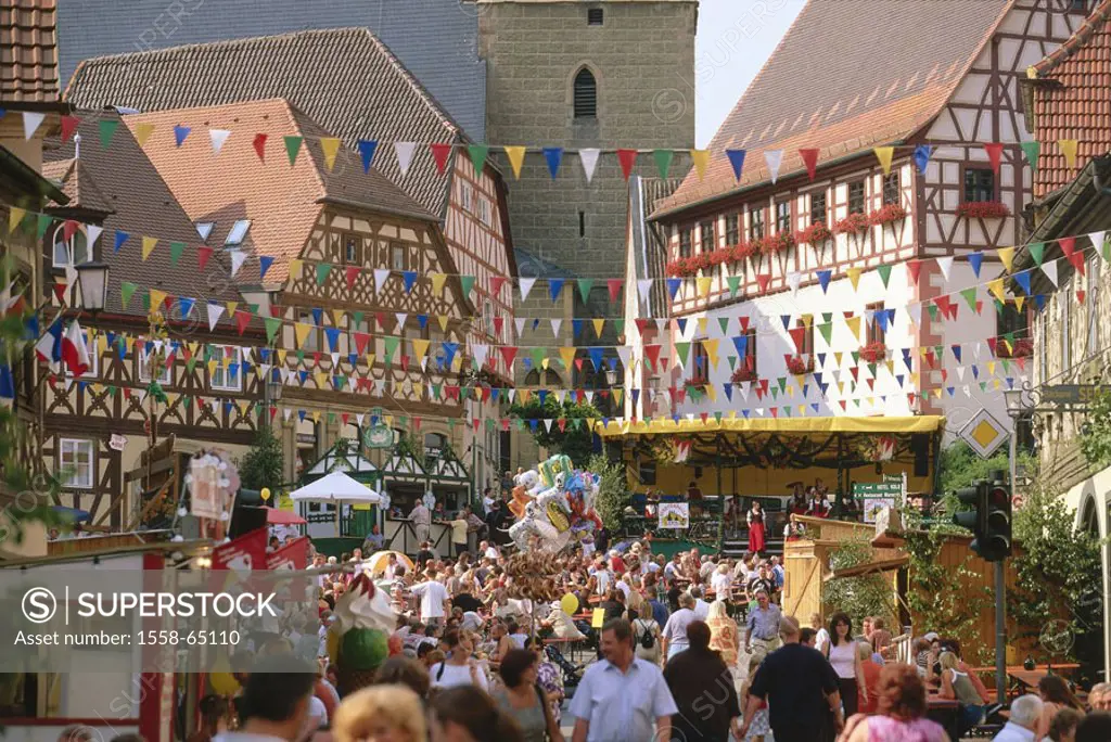 Germany, Bavaria, Lower Franconia, Zeil at the Main, old town, market place, Wine party, summer, , Wine region, skyline, timbered houses, architecture...