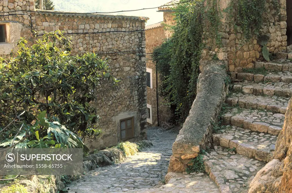 Spain, Majorca, Serra de Tramuntana, Fornalutx, alley, detail  , island, mountain village, village, houses, residences, House facades, facades, stone ...