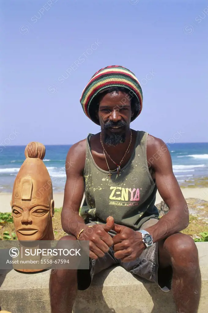 Caribbean, little one Antilles, island Barbados,  Batsheba, man, people of color, Häkelmütze,  sitting, Holzskulptur West Indian islands, Caribbean is...