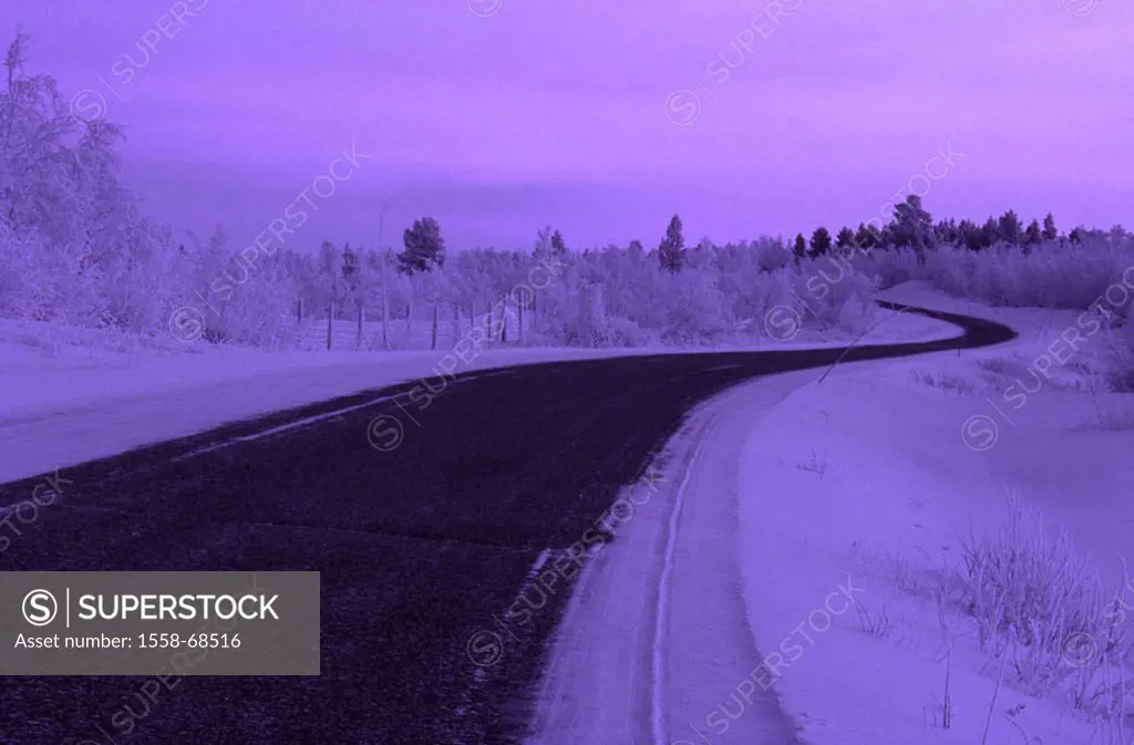 Finland, polar night, street, frost, Hoarfrost  Europe, Northern Europe, Scandinavia, Lapland, country road, at midnight sun, traffic binding, freezes...