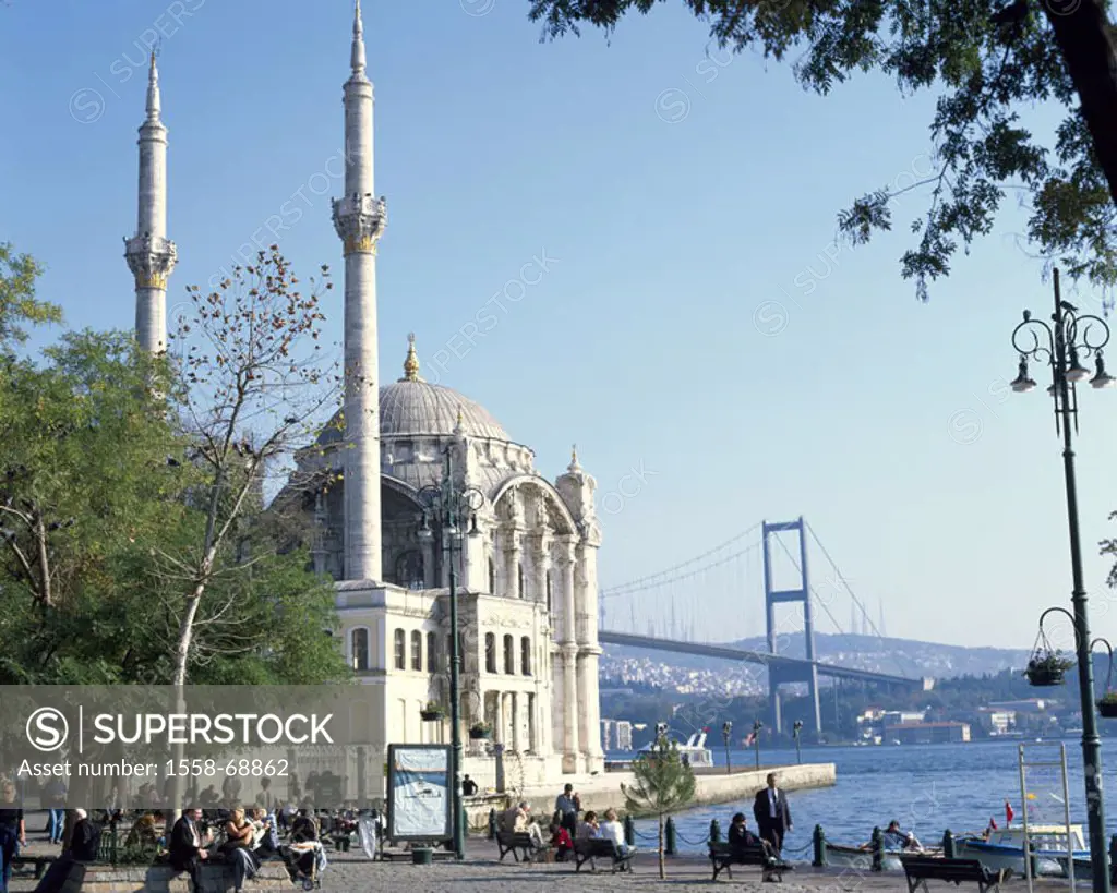 Turkey, Istanbul, Ortaköy mosque,  Ortaköy-Platz, Bosporus, bridge  Construction, culture, mosque, Ortaköy Camii, Büyük Mecidiye Camii, Architect Niko...