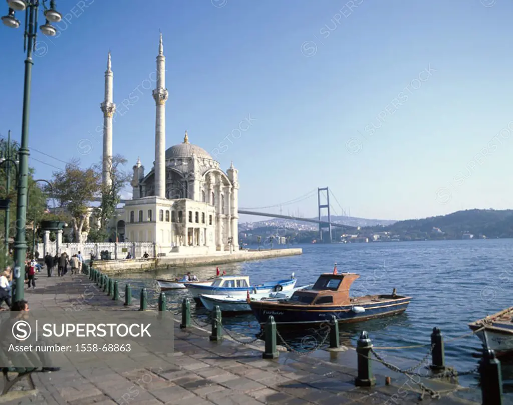 Turkey, Istanbul, Ortaköy mosque,  Ortaköy-Platz, Bosporus, Uferpromenade,  Background bridge Construction, culture, mosque, Ortaköy Camii, Büyük Meci...