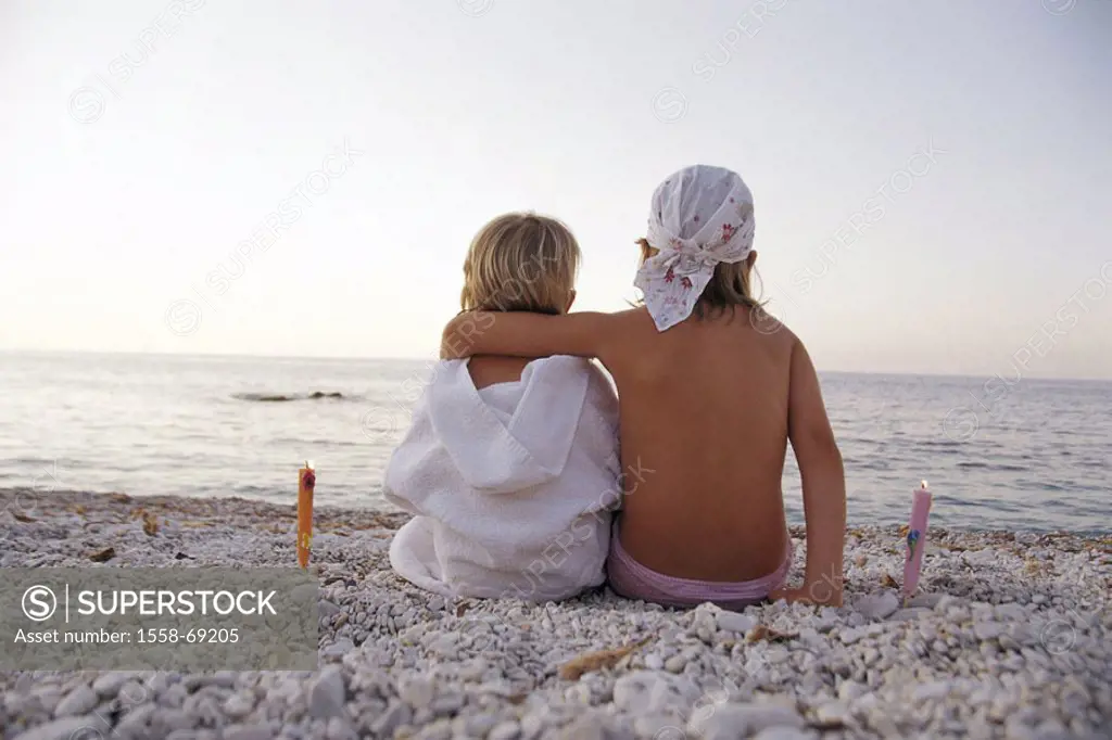 sitting beach, children, arm in arm,  view from behind  Girls, blond, two, 3 years, 7 years, bathrobe, kerchief, trunks, vacation, vacation, summer, e...