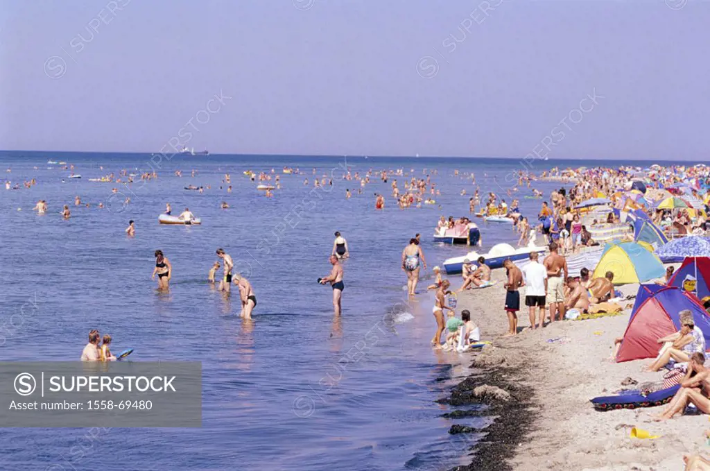 Germany, Mecklenburg-Western Pomerania,  Baltic sea island Poel, Timmendorf, beach, Swimmers Baltic sea, Baltic sea bath, sea resort, health resort, b...