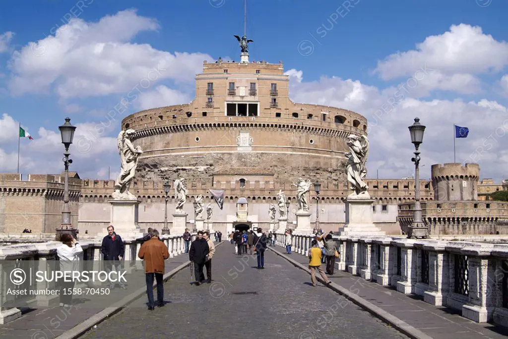 Italy, Rome, Castel Sant´ Angelo, Ponte,  San Angelo, passer-bys,  Europe, region Latium, capital, sight, angel castle, castle, rotunda, angel bridge,...