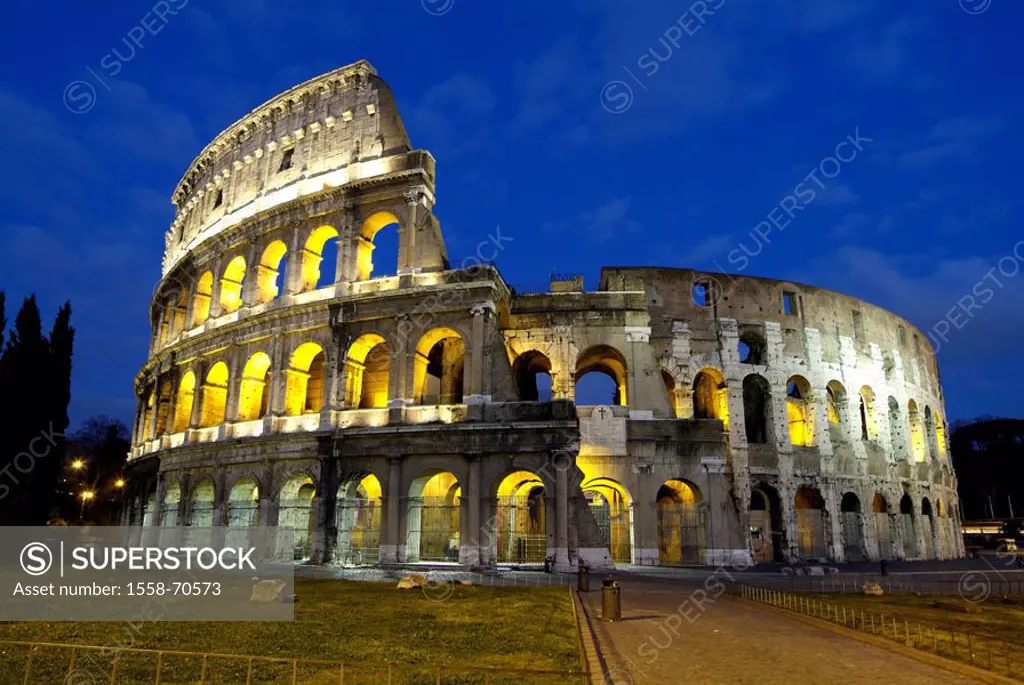 Italy, Rome, coliseum, illumination,  Evening  Europe, region Latium, capital, ruin, Coliseo, Flavisches amphitheaters, formerly Wettkampfarena, facad...