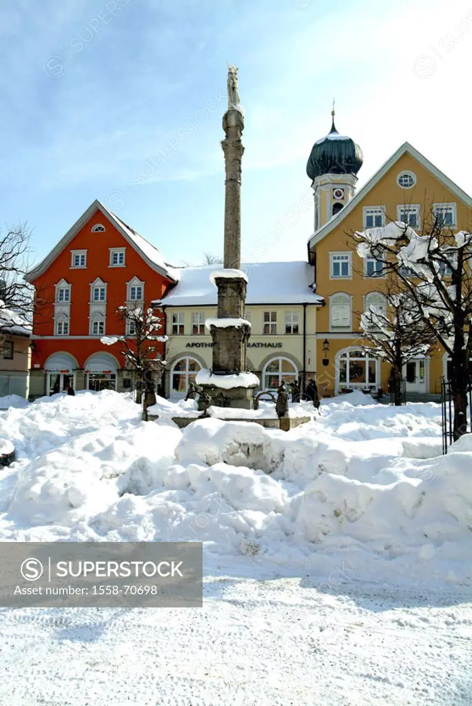 Germany, Bavaria, Immenstadt,  Town hall, Marie place, snow  Europe, Southern Germany, Allgaeu, OberAllgaeu, city center, market place, town hall plac...