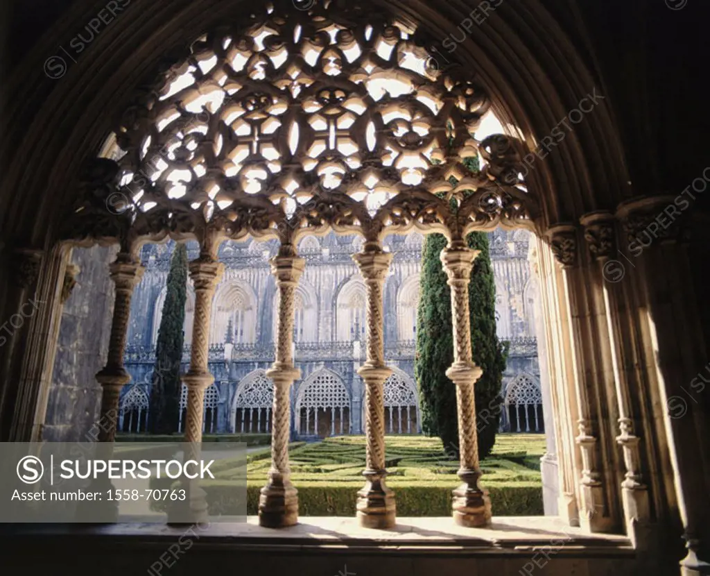 Portugal, Batalha, cloister, colonnade, Gaze, inner courtyard, park  Mosteiro there Santa Maria there Vitoria, cloister buildings,  Cloister, cloister...