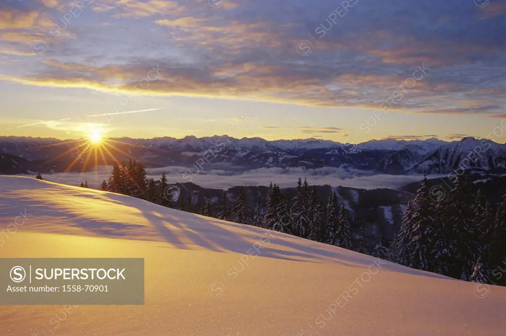 Austria, Salzburger country, Hochkönig, View, high Tauern, sunrise, Winters Salzburg, Ostalpen, Alps, highland, mountains, mountain panorama, winter l...