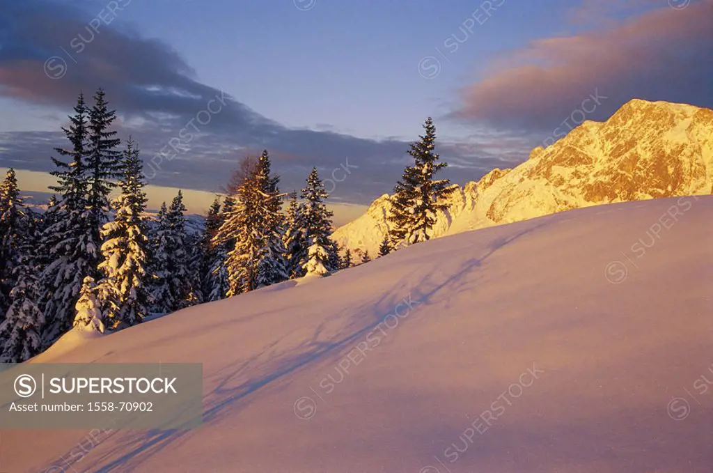 Austria, Salzburger country, Hochkönig, View, sunrise, winters  Salzburg, Ostalpen, Alps, highland, mountains, winter landscape, morning sun, daybreak...