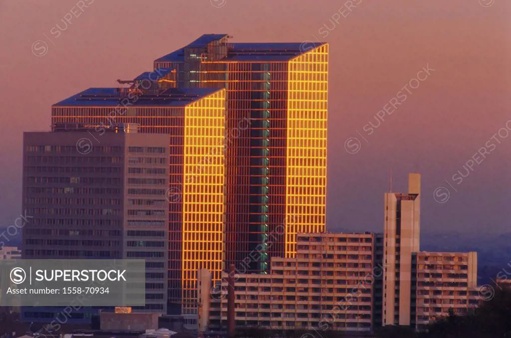 Germany, Bavaria, Munich, HighLight Munich business towers, Dusk Upper Bavaria, skyscrapers, office skyscrapers, high-rise ensemble, Architect Helmut ...
