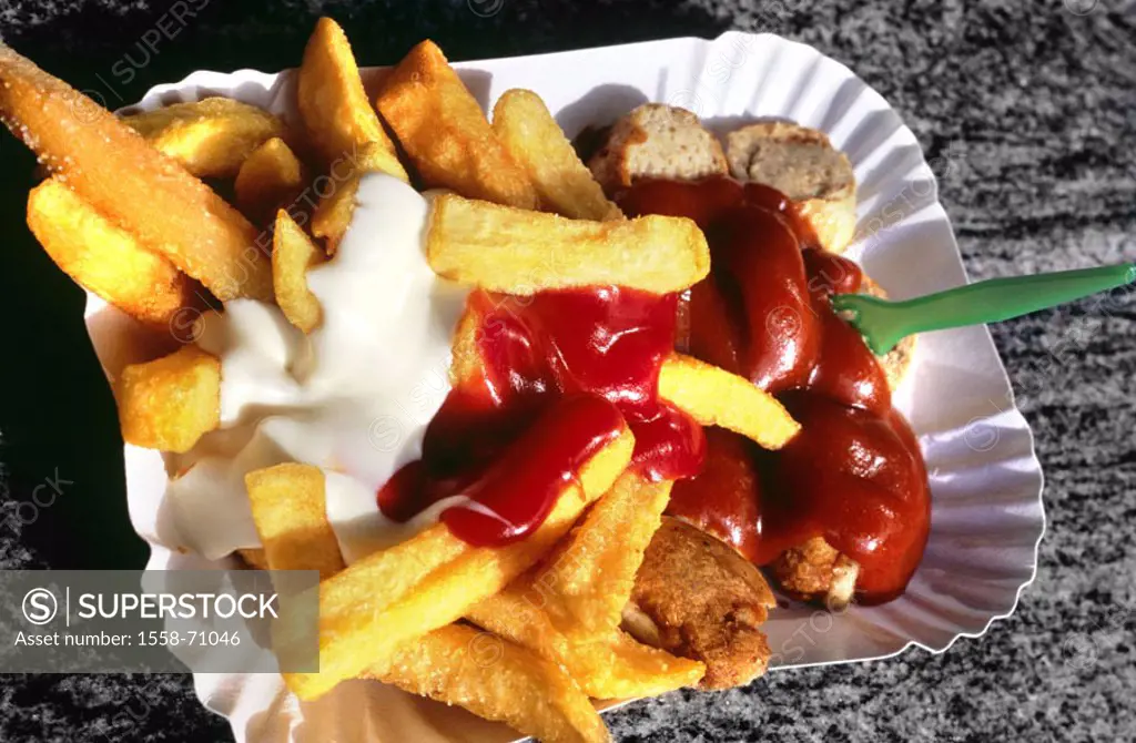 Cardboard plates, curry sausage, french frying fried, ketchup, mayonnaise,   Plates, curry sausage, seasoning, red-white food,  snack bar snack sausag...