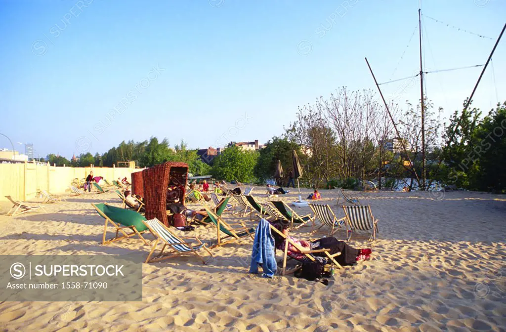 Germany, Berlin, east Side Gallery, Resort, wicker beach chairs, deck chairs, Swimmers Beach, sand, beach, sunbath, suns, Leisure time, closing time, ...