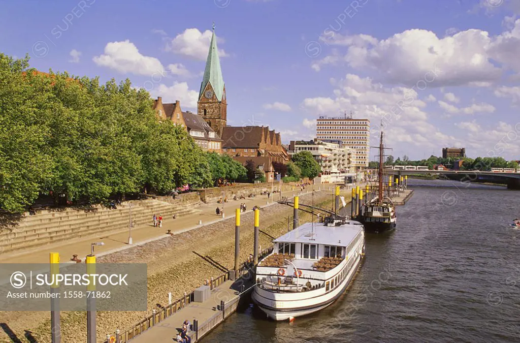 Germany, Bremen, Martinikirche,  River Weser, landing place, Ausflugsschiff  Europe, Northern Germany, Hanseatic town, sight, church, steeple, Weser s...
