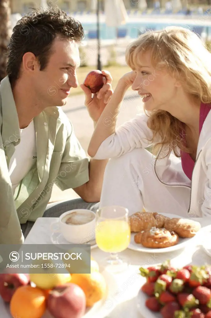 Terrace, couple, breakfast, fallen in love,  Gaze contact, laughing, profile  Series, 20-30 years, love couple, partnership, breakfast table, covered,...