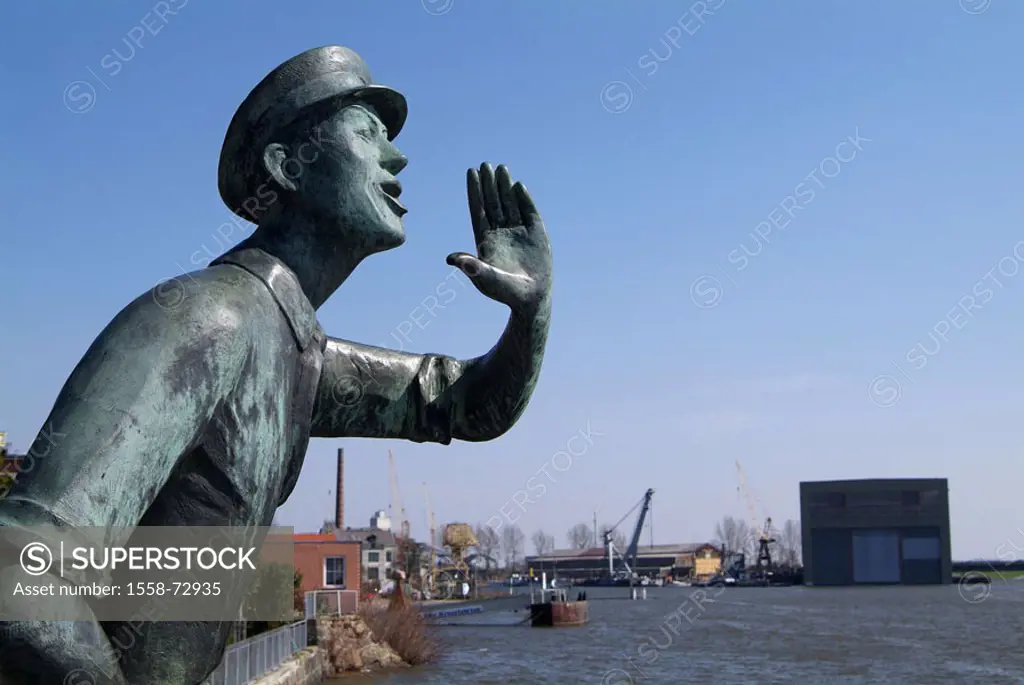 Germany, Schleswig-Holstein,  Lauenburg, statue ´Rufer´, profile,  River Elbe Series, Europe, Northern Germany, Elbufer, bronze statue, man, symbol, c...