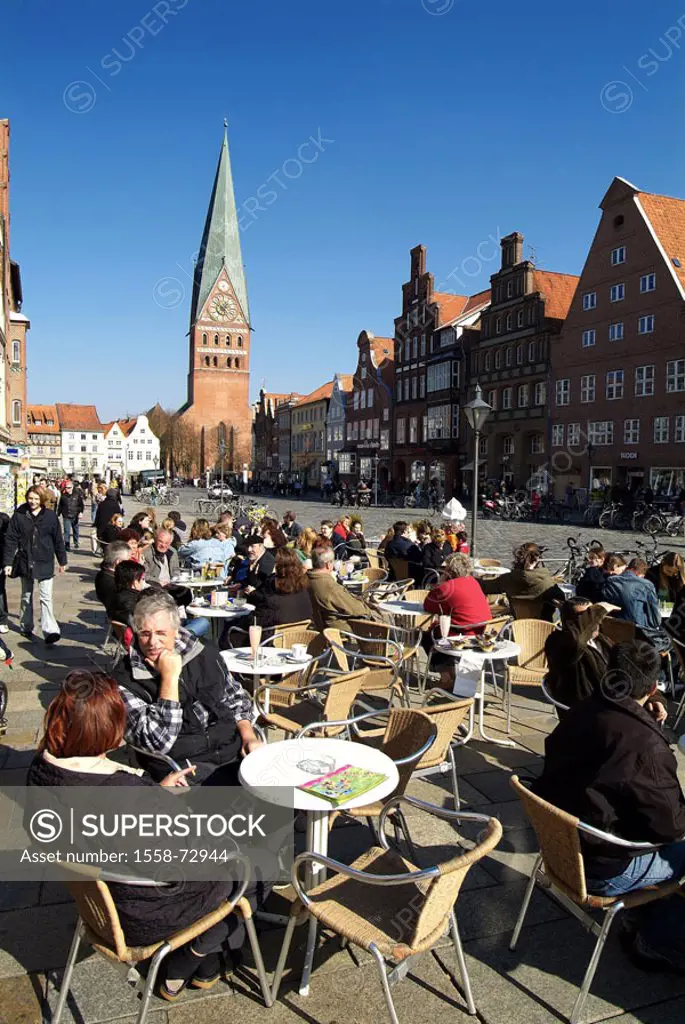 Germany, Lower Saxony, Lüneburg,  old town, St. Johannis church, of the sand,  Street cafe, guests, Europe, Northern Germany, district, sight, St. Joh...