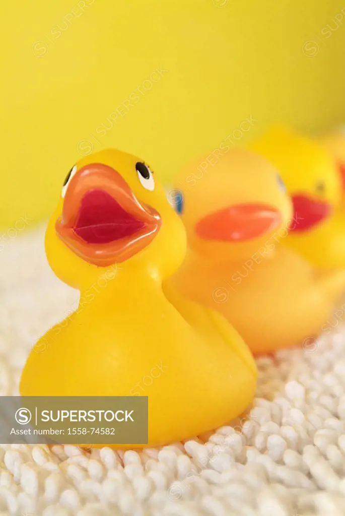 Bathroom carpet, Gummientchen, consecutively  Bath runners, toy, bath toy, toy ducks, ducks, de little water toy bathtub animals bath ducks Quietsche-...