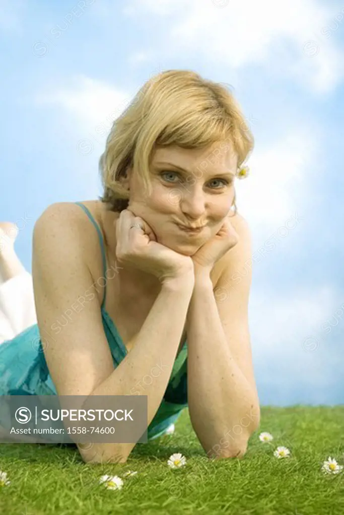 Woman, summer, meadow, lie,  rested, facial expression   Series, 20-30 years, blond, clothing, summery, summerwear, blue, turquoise, leisure time, vac...