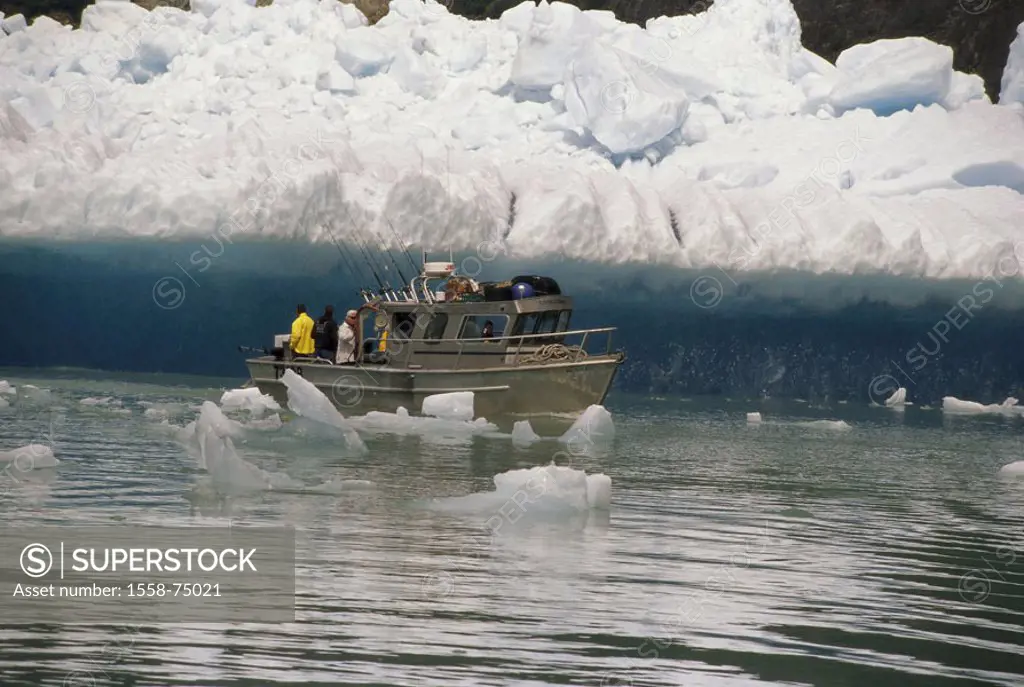 USA, Alaska, Inside passage, Tracy Arm,  Fjord, fisher boat,  North America, Pacific, sea, water, ice floes, ice, glaciers, glacial ice, Eismassen, na...