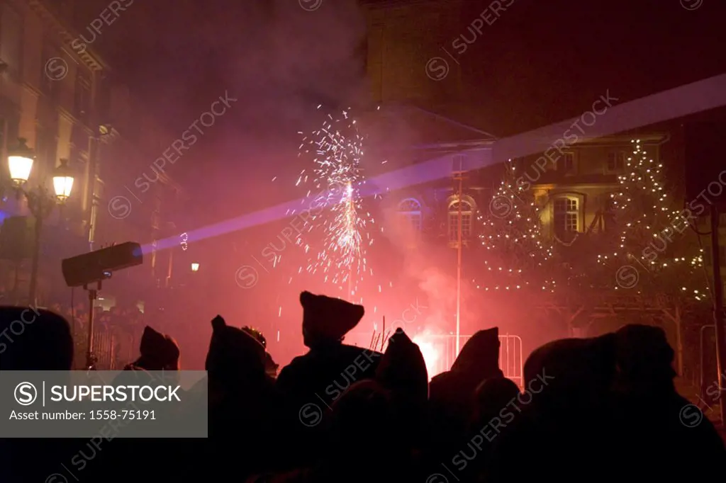 France, Alsace, Weißenburg,  Fireworks, light show, people,  Silhouette Europe, Département Bas-Rhin, Wissembourg, city, celebration, event, party, si...