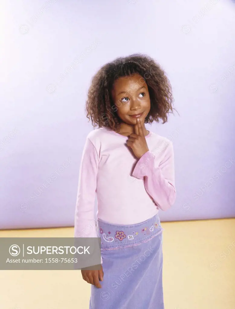 Girls, broods swarthily, gesture,   Series, child, 6-10 years, dark-haired, Afro-american, frill, hair frill, Afrokrause, Afro, jeans skirt, Shirt, pi...