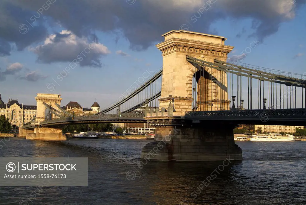 Hungary, Budapest,  bridge, river,  Danube  Europe, Central Europe, city, capital, bridge, Szechenyi lanchid, built 1839-1849, Architect Adam Clark, a...