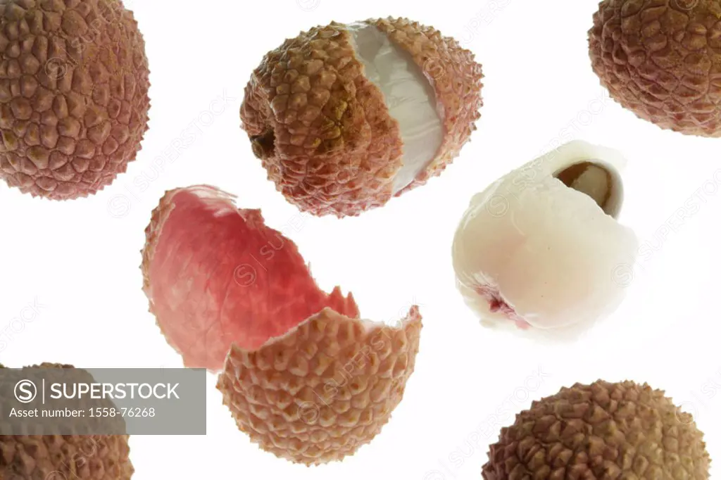 Litschis, Litchi chinensis, completely, skinned, being hooked  South fruits, fruits, exotic, tropical, Litschipflaumen, soap tree plants, peel, pulp, ...