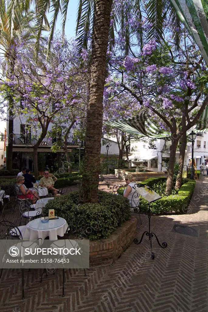 Spain, Andalusia, Costa Del sol,  Marbella, old town, cafe,  Guests Europe, Southern Europe, Iberian peninsula, place, houses, shops, fountains, wells...