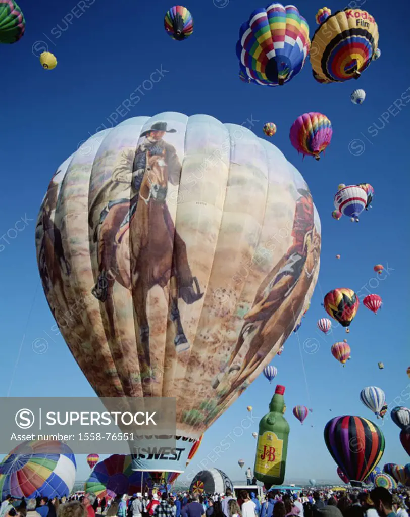 USA, New Mexico, Albuquerque,  Hot air balloon Fiesta, hot-air balloons, start, Spectators Balloon festival, festival, event, balloons, colorfully, ba...