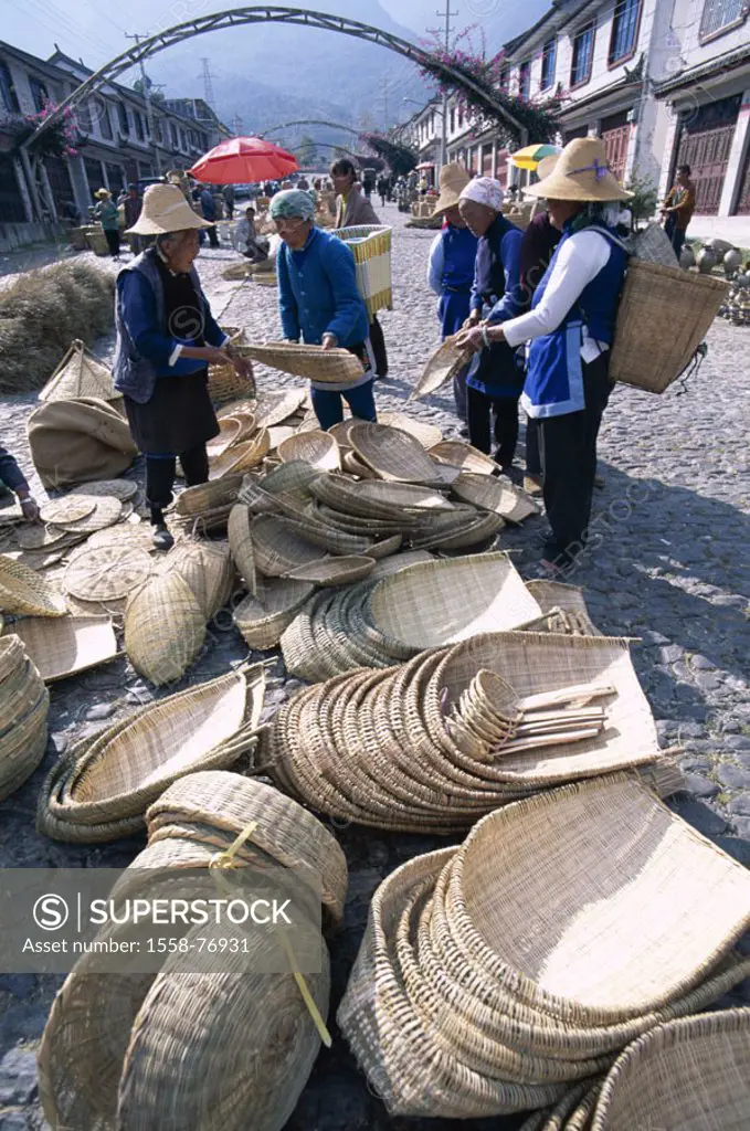 China, province Yunnan, Dali, Market, sale, wickerwork Asia, Eastern Asia, people trunk, alley, dealers, baskets, Stretchers, receptacles, economy, sa...