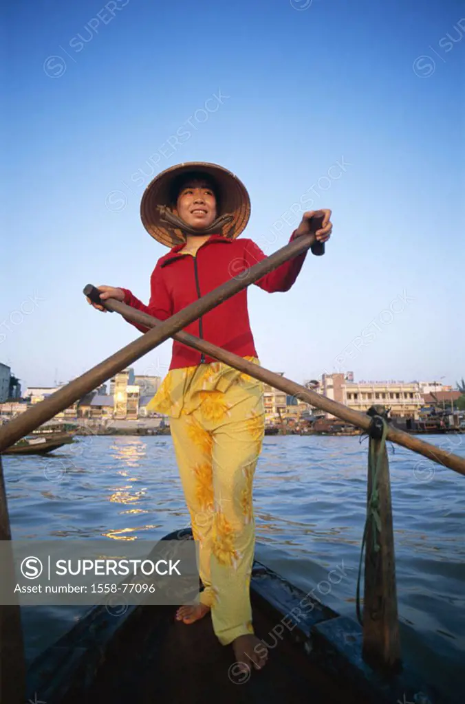 Vietnam, Mekong delta, Can Tho, Mekong River, boat, woman, rows  Southeast Asia, river, waters, natives, Vietnamese, headgear, hat, rowboat, tradition
