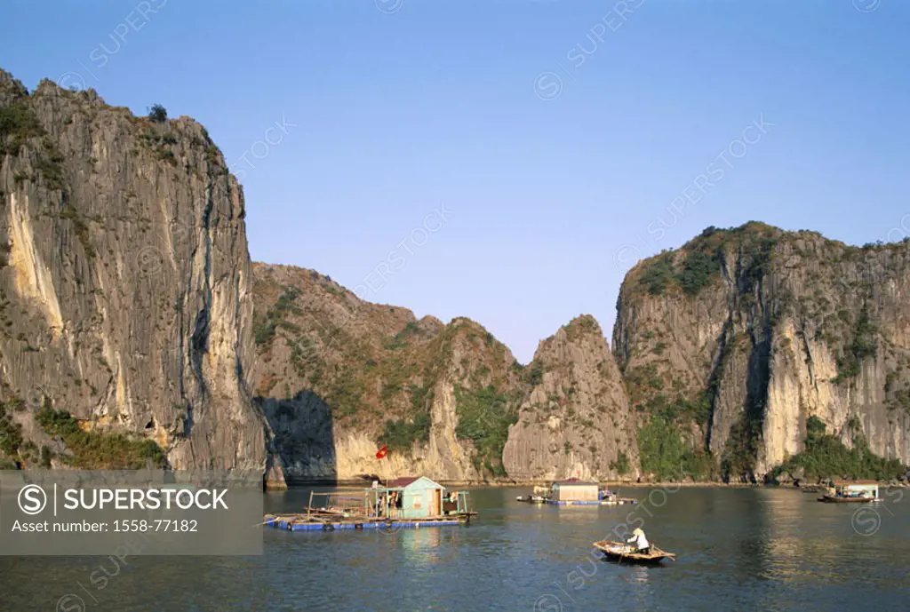 Vietnam, Halong bay, houseboats, Evening sun  Asia, southeast Asia, golf of Tonkin, ´bay of this, Descended dragons´, rock coast, Steilküste,  Coast, ...