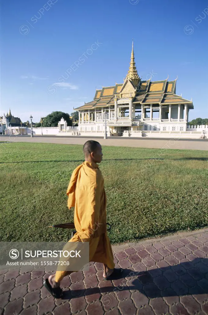 Cambodia, Phnom Penh, Königspalast, Chan Chhaya pavilion, monk, movement Asia, southeast Asia, palace, palace installation, temples, buildings, constr...