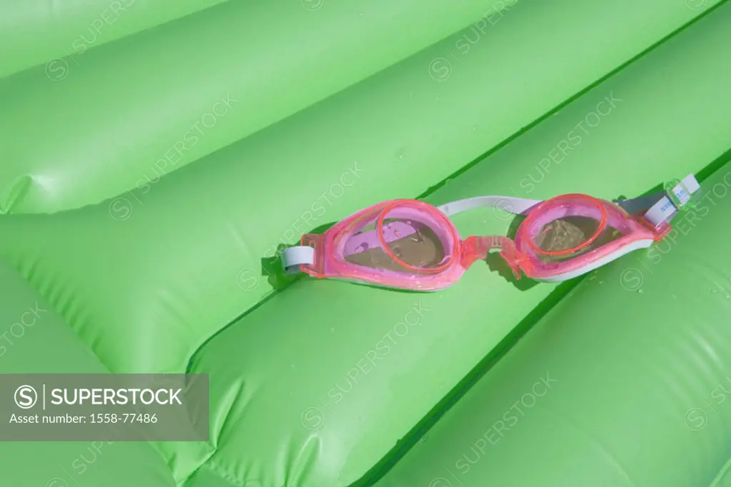 Air mattress, green, detail, Schwimmbrille,  pink, wet  Glasses, chlorine glasses, bath utensils, swimming utensils, concept, leisure time, childhood,...