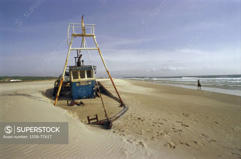 Spain, Costa of de la Luz, Playa de loose  Lances, shipwreck,  Series, Europe, Southern Europe, Iberian peninsula, coast, beach, sandy beach, sand, sh...