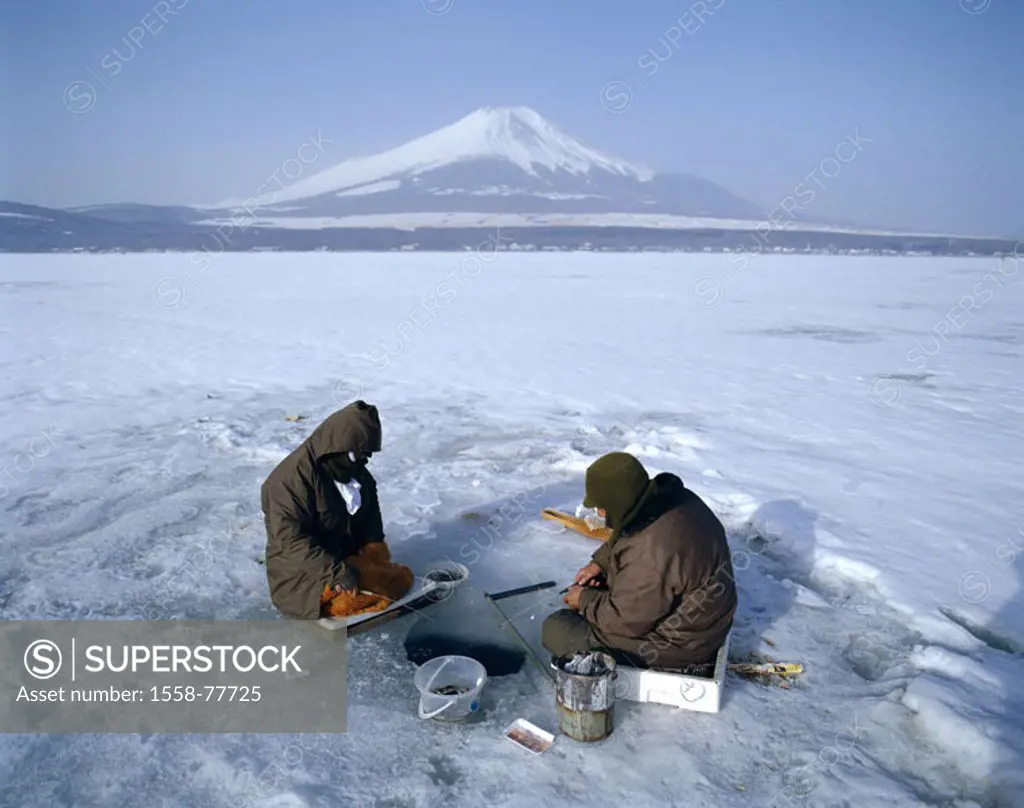 Japan, Honshu, Mount Fuji,  Yamanaka-See, froze, Eisfischer  Asia, volcano, volcano cones, mountain, 3776 m, snow-covered, landmark, sea, Yamanaka,  f...