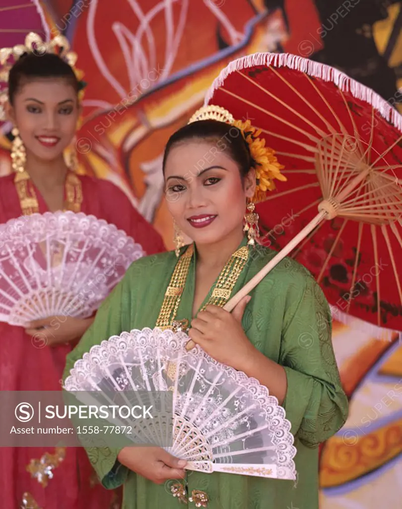 Malaysia, Kuala Lumpur, women,  Folklore clothing, Goldschmuck, Umbrellas, subjects, detail Asia, southeast Asia, natives, clothing, folklore, Traditi...
