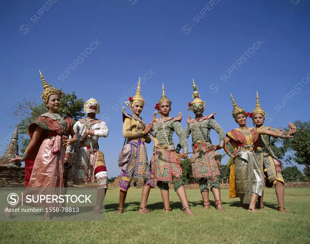 Thailand, Bangkok, theaters ´Lakon´, Dancers, folklore clothing, group picture  Series, Asia, southeast Asia, Lakon-Tänzer, temple dancers, headdress,...