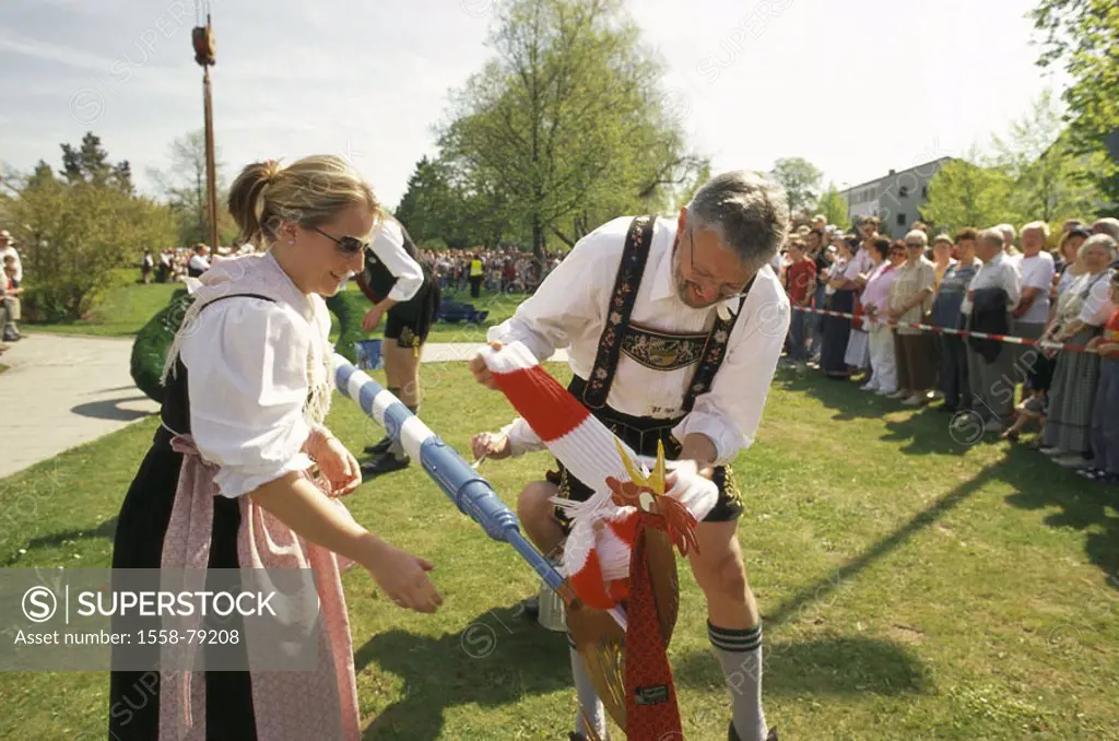Man, woman, traditional costume, Bavarian, maypole, positions, weathercock, scarf, necktie, installs, Series, Germany, Southern Germany, Bavaria, Uppe...