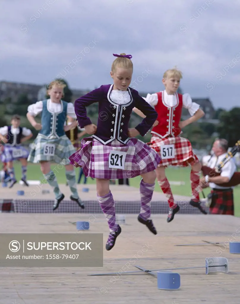 Scotland, Highland Games,  Girls, dance, traditional,  Highland Dancing, Sword Dance,  Europe, Great Britain, island, north, Highlands, party, event, ...