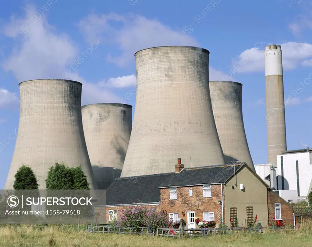 Great Britain, England, Nottinghamshire,  Radcliffe On Trent, industrial installation,  Power plant, cool towers, residence  Europe, island, city, eco...