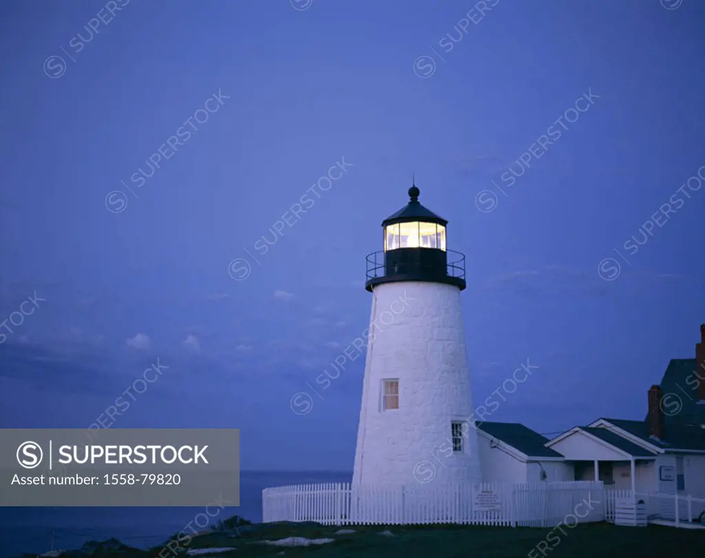 USA, Maine, Boothbay Harbour,  Lighthouse, twilight,  North America, unified states New England New England states sight coast, sea, ocean, Pemaquid P...