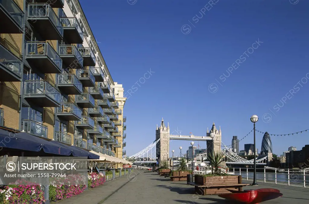 Great Britain, England, London,  Butler Wharf, Thames shores, houses,  Appartements, tower bridge,  Europe, island, city, capital, house facade, balco...