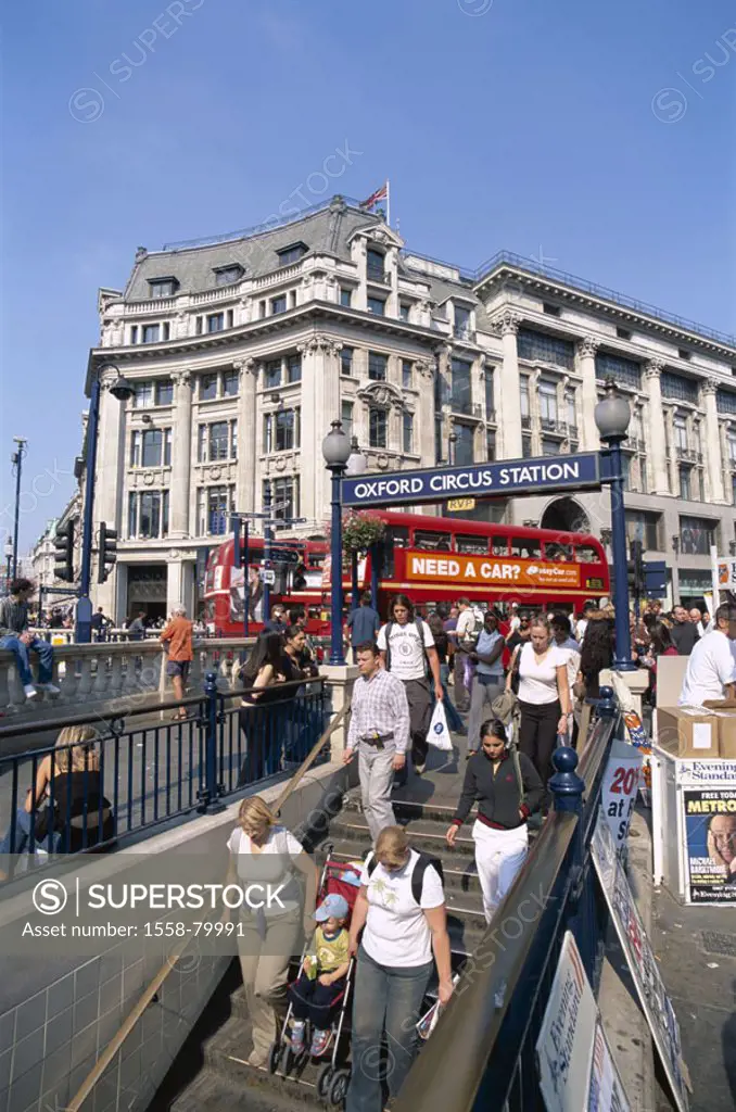 Great Britain, England, London, Oxford Street, subway station, Oxford Circus, passer-bys,  Europe, island, city, capital, purchase quarter, purchase s...